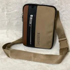 極美品 LACOSTE ラコステ エル オン ザ ゴー ボディバッグ