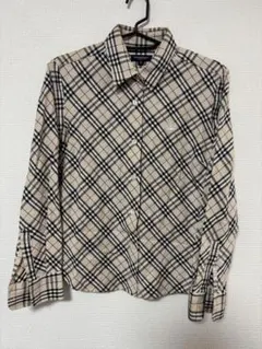 値下げ❗️バーバリー　Mサイズ　レディース　 チェック柄長袖シャツ