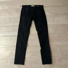 YanuK ブラック スキニーパンツ