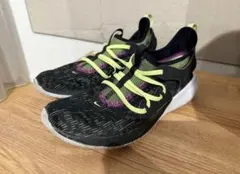 【送料無料】NIKE スニーカー ブラック グリーンのサムネイル