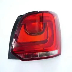 VW ポロ DBA-6RCBZ 右 テールランプのサムネイル