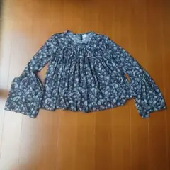 【お値下げ中】H&M DIVIDED 花柄 シアー 長袖 トップス