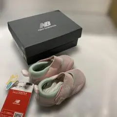 こ*こ様 New Balance ベビーシューズ ピンク　12.5cm