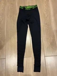 2XU リカバリータイツ Sのサムネイル