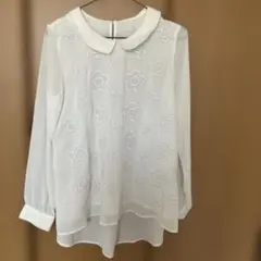 花柄刺繍 丸襟ブラウス ホワイト 長袖
