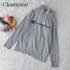 【M】チャンピオン　パーカー　フード付き　スウェット　センターロゴ　プルオーバーのサムネイル