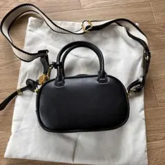 ZARA ブラック ショルダーバッグ