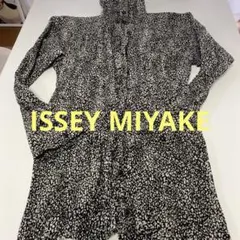 ISSEY MIYAKEのサムネイル