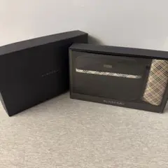 バーバリー　BURBERRY ポーチ　ハンカチ　セット　ノバチェック　箱無し発送