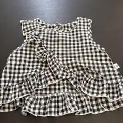 フリル付きチェック柄トップス
