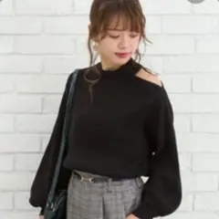 アンジェリーナ　肩開きリブセーター　ブラック　ロムココーポレーション