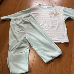 すみっコぐらしパジャマ　ミント色　フリース　120㎝