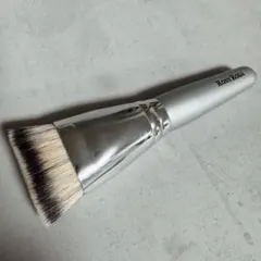 ロージーローザ マルチファンデブラシ