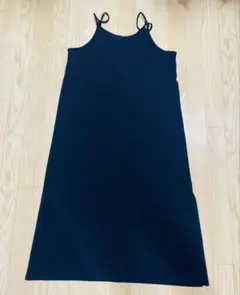 黒ロングキャミワンピース