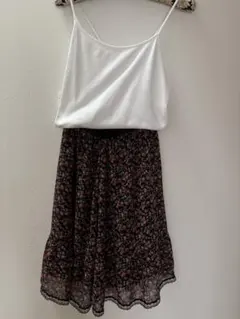 オリーブデオリーブ花柄スカート ホワイト キャミソールセット