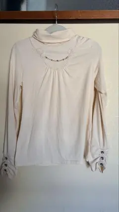 axes femme アクシーズファム タートルネック レース装飾カットソー