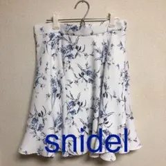 スナイデル 花柄スカートのサムネイル