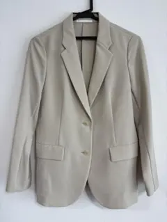 ユニクロ　感動ジャケット　ベージュ