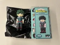 緑谷出久 ジロリフィギュア