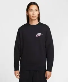 Nike ブラック クルーネックスウェット