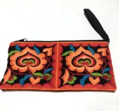 刺繍　ポーチ　小物入れ　オレンジ系