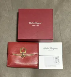 Salvatore Ferragamo 二つ折り財布 レッドのサムネイル