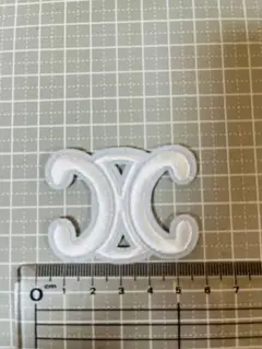 セリーヌのり付きワッペン