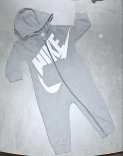 ※うにぐう様専用※【ほぼ未使用】NIKE フード付きロンパース(12month)