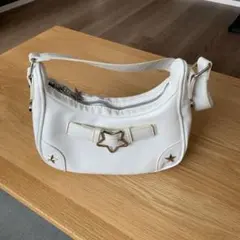 ホワイト　星スタッズ　ハンドバッグ