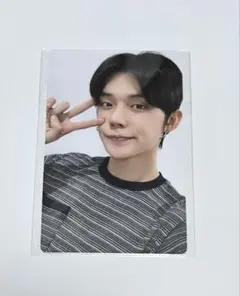 Item thumbnail for item cb43bc12-647d-4546-84eb-0c40848490a5