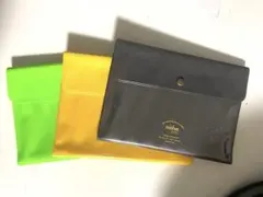 ネーエ　ハイタイド　トラベルオーガナイザー　母子手帳　通帳　お薬手帳　nahe