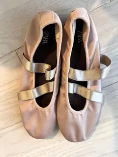 ZARA 淡いピンク　バレエシューズ風スニーカー サテン生地