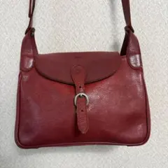 希少✨️ IL BISONTE レザー ショルダーバッグ レッド 本革のサムネイル