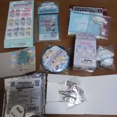サンリオ シナモロール グッズ まとめ売り ピンバッジ アクリルスタンドのサムネイル