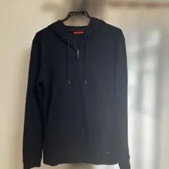HUGO黒パーカー