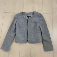 QUEENS COURT ノーカラーグレージャケット サイズ1のサムネイル