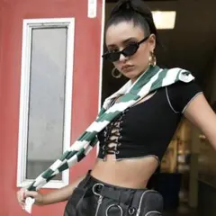 DOLLS KILL レースアップ クロップド丈 Tee ドールズキル 古着のサムネイル