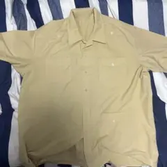 ベージュ シャツ 半袖のサムネイル