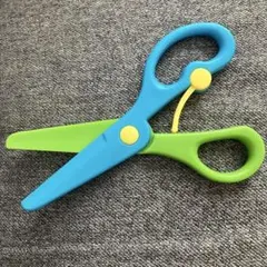 カラフルな子供用安全はさみ ハサミ防止デザインのサムネイル