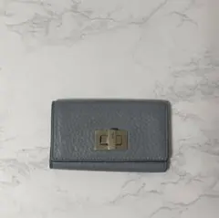 FENDI 名刺入れ 二つ折り財布 ブルー レザー ピーカブー - メルカリ