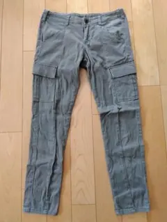 カーキ ワークパンツ