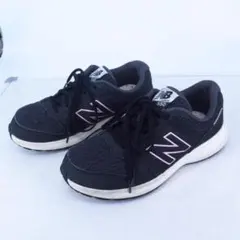 953● ニューバランス 24.5cm ブラックX薄いピンクライン 550