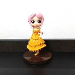 ONE PIECE フィギュア レベッカ