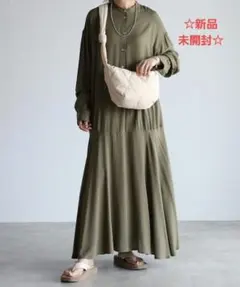 新品未開封☆「 キルティングスモールショルダーバッグ 」☆