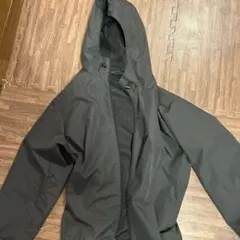 GU ナイロンジャケット