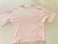 ピンク Tシャツ