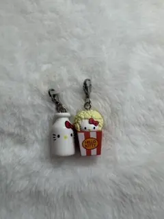 ハローキティ　めじるしアクセサリー