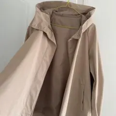 フード付きジャケット　裾広　Ｌサイズ　ベージュ