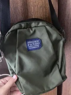 FREDRIK PACKERS ショルダーバッグ オリーブグリーン