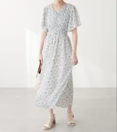 フレアスリーブお上品ワンピース